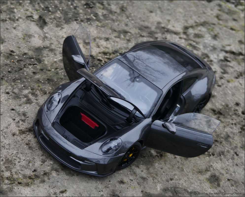 1:18 Porsche 911 GT3 Coupe Grau Edition +inkl.GT3 RS Optik Update